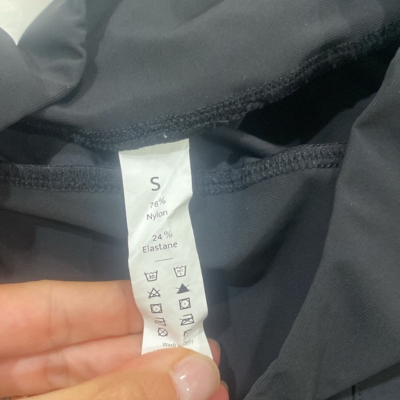 Joggers with pockets - Picture 2 of 3